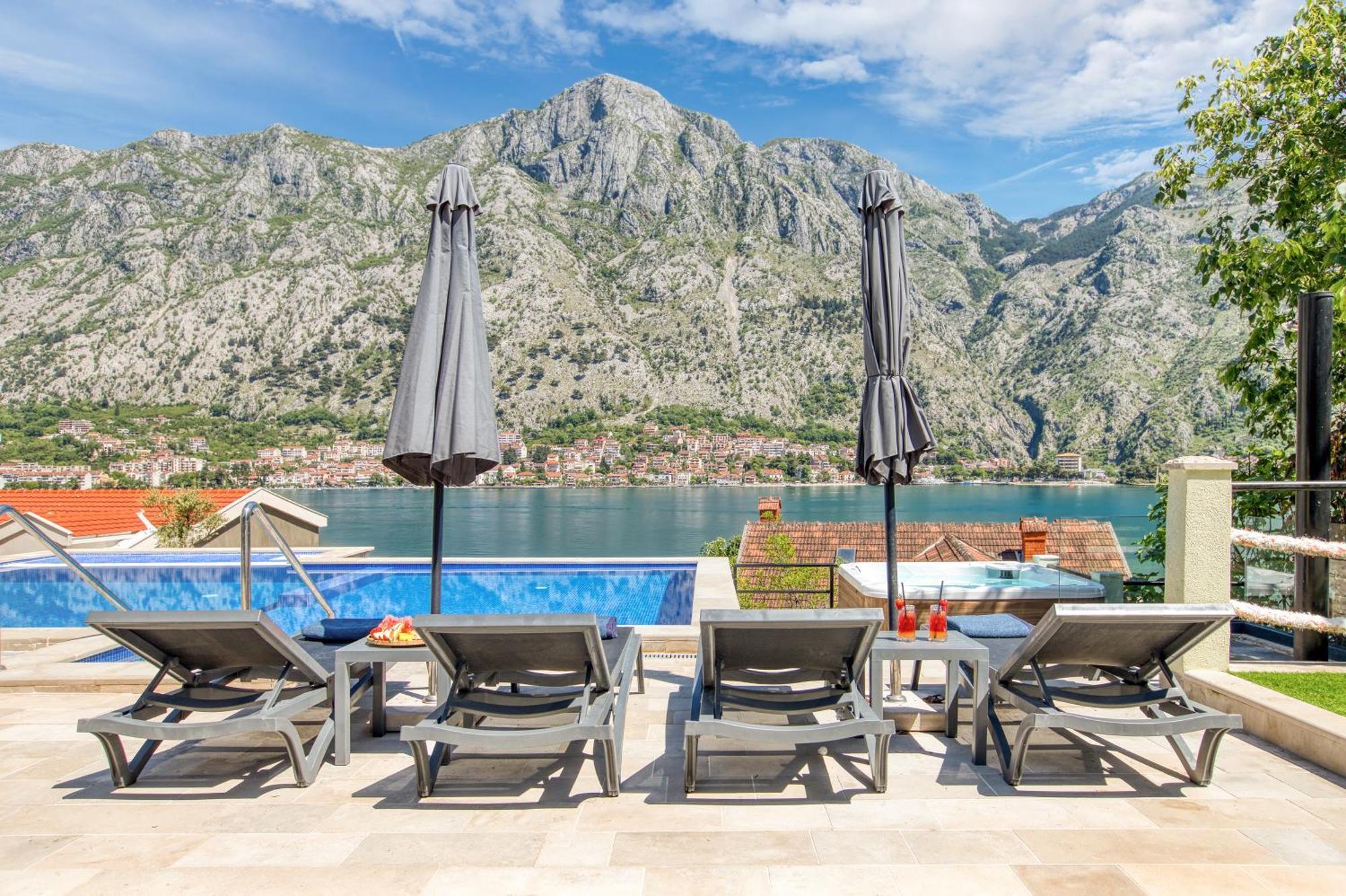 Dekaderon Lux Apartments Kotor Exteriér fotografie